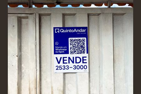 Casa à venda com 370m², 4 quartos e 9 vagasPlaca instalada
