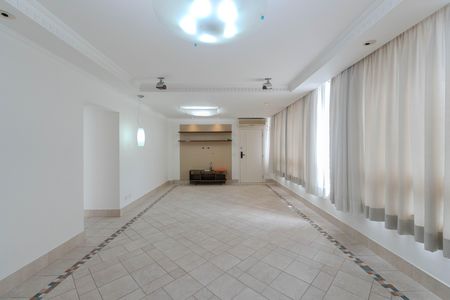Apartamento à venda com 150m², 4 quartos e 1 vaga Apartamento à venda com 150m², 4 quartos e 1 vagaSala