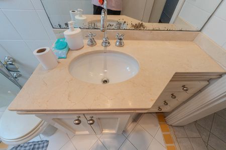 Apartamento à venda com 150m², 4 quartos e 1 vaga Apartamento à venda com 150m², 4 quartos e 1 vagaBanheiro da Suíte 1