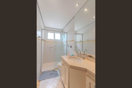 Apartamento à venda com 150m², 4 quartos e 1 vaga Apartamento à venda com 150m², 4 quartos e 1 vagaBanheiro da Suíte 1