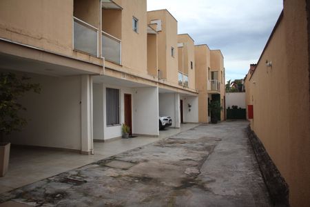 Casa à venda com 110m², 3 quartos e 2 vagasÁrea comum