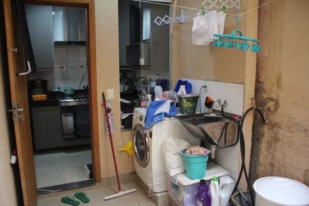 Casa à venda com 110m², 3 quartos e 2 vagasÁrea de Serviço