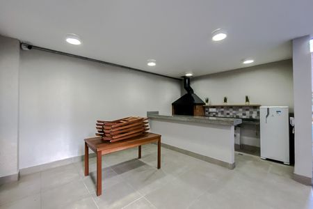 Apartamento para alugar com 44m², 2 quartos e sem vagaÁrea comum - Churrasqueira