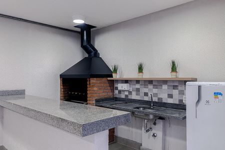 Apartamento para alugar com 44m², 2 quartos e sem vagaÁrea comum - Churrasqueira
