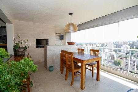 Apartamento à venda com 120m², 3 quartos e 2 vagasVaranda Gourmet