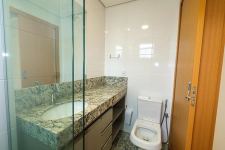 Apartamento para alugar com 55m², 2 quartos e 1 vagaBanheiro do Quarto 2