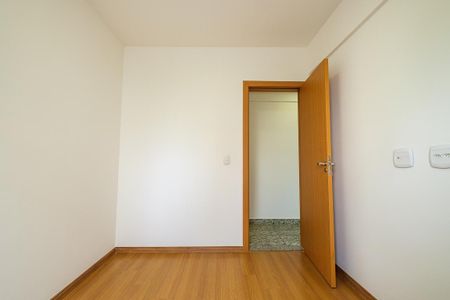 Apartamento para alugar com 55m², 2 quartos e 1 vagaQuarto 1
