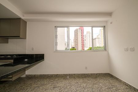 Apartamento para alugar com 55m², 2 quartos e 1 vagaSala