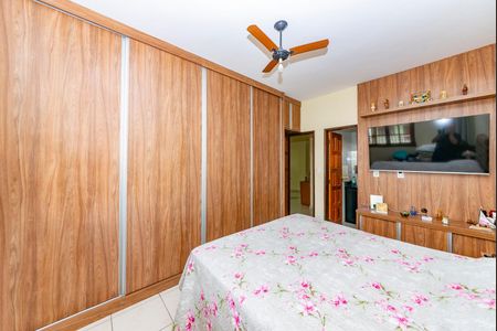 Casa à venda com 260m², 3 quartos e 4 vagas Casa à venda com 260m², 3 quartos e 4 vagasQuarto 1