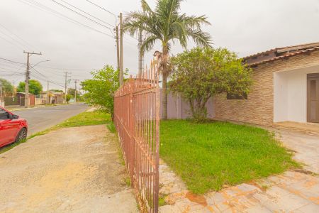 Casa à venda com 380m², 2 quartos e 5 vagasVista da Rua