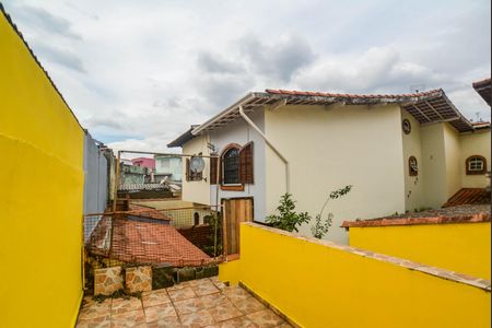 Casa à venda com 100m², 2 quartos e 2 vagas Casa à venda com 100m², 2 quartos e 2 vagasLaje