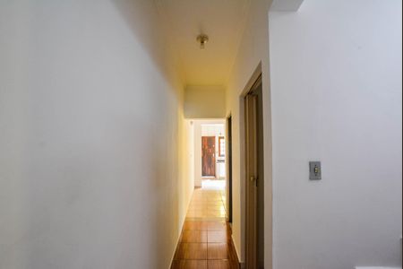 Casa à venda com 100m², 2 quartos e 2 vagas Casa à venda com 100m², 2 quartos e 2 vagasCorredor