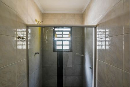 Casa à venda com 100m², 2 quartos e 2 vagas Casa à venda com 100m², 2 quartos e 2 vagasBanheiro da Suíte