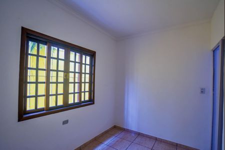 Casa à venda com 100m², 2 quartos e 2 vagas Casa à venda com 100m², 2 quartos e 2 vagasQuarto 1