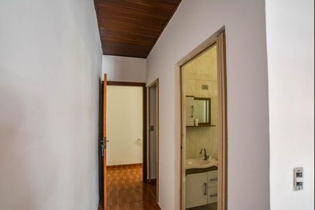 Casa à venda com 100m², 2 quartos e 2 vagas Casa à venda com 100m², 2 quartos e 2 vagasSuíte