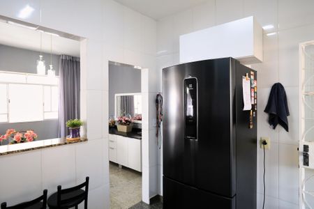 Casa para alugar com 250m², 3 quartos e 2 vagas Casa para alugar com 250m², 3 quartos e 2 vagasCozinha