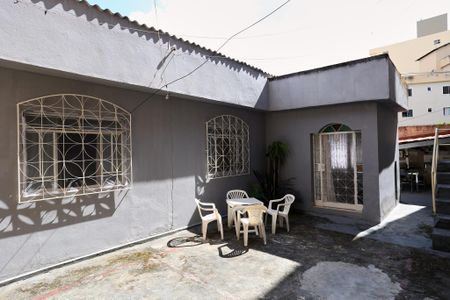 Casa para alugar com 250m², 3 quartos e 2 vagas Casa para alugar com 250m², 3 quartos e 2 vagasÁrea comum