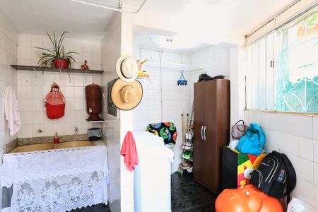 Casa para alugar com 250m², 3 quartos e 2 vagas Casa para alugar com 250m², 3 quartos e 2 vagasÁrea de Serviço