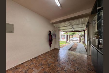 Casa à venda com 200m², 3 quartos e 3 vagasÁrea de Serviço