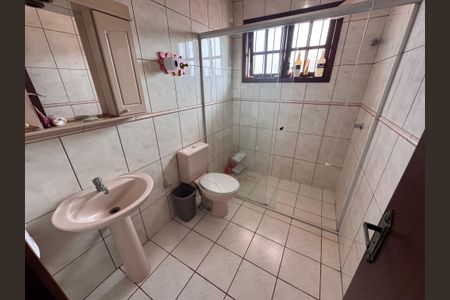 Casa à venda com 200m², 3 quartos e 3 vagasBanheiro