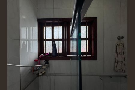Casa à venda com 200m², 3 quartos e 3 vagasBanheiro da Suíte