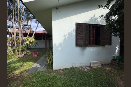 Casa à venda com 200m², 3 quartos e 3 vagasQuintal