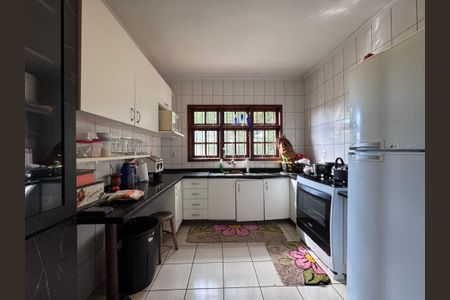 Casa à venda com 200m², 3 quartos e 3 vagasCozinha