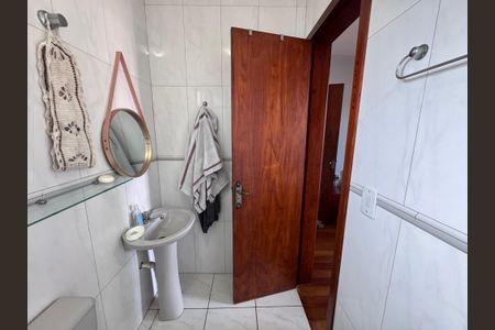 Casa à venda com 200m², 3 quartos e 3 vagasBanheiro da Suíte