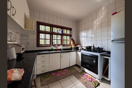 Casa à venda com 200m², 3 quartos e 3 vagasCozinha