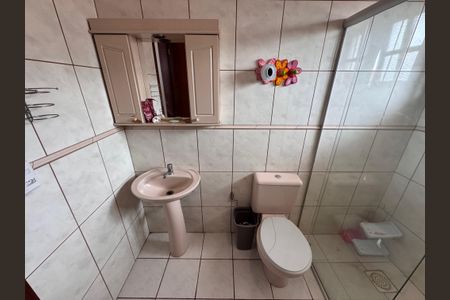 Casa à venda com 200m², 3 quartos e 3 vagasBanheiro