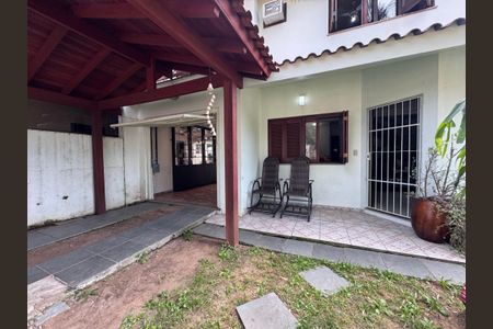 Casa à venda com 200m², 3 quartos e 3 vagasQuintal