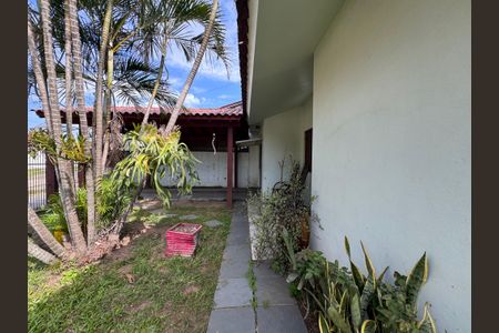 Casa à venda com 200m², 3 quartos e 3 vagasQuintal