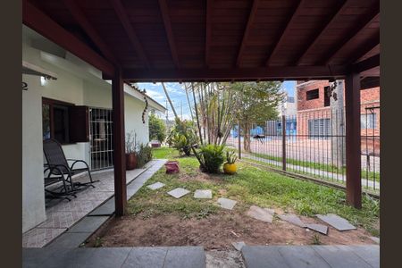Casa à venda com 200m², 3 quartos e 3 vagasQuintal