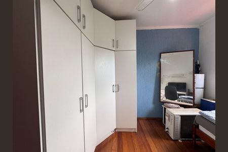 Casa à venda com 200m², 3 quartos e 3 vagasQuarto 2