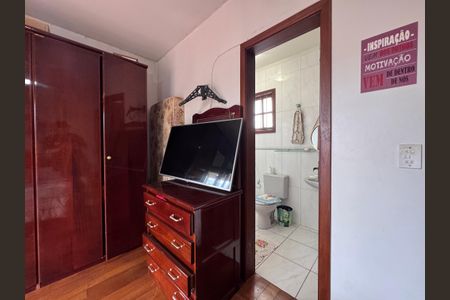 Casa à venda com 200m², 3 quartos e 3 vagasSuíte