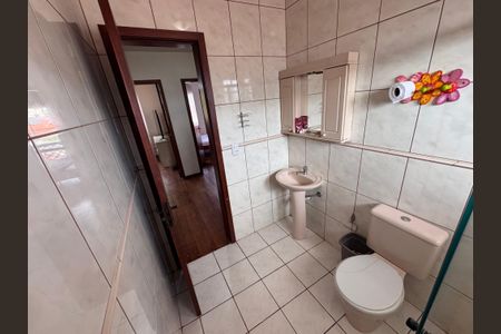 Casa à venda com 200m², 3 quartos e 3 vagasBanheiro