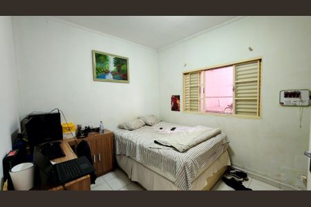 Casa à venda com 200m², 3 quartos e 2 vagasQuarto 1