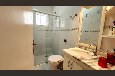 Casa à venda com 200m², 3 quartos e 2 vagasBanheiro Social