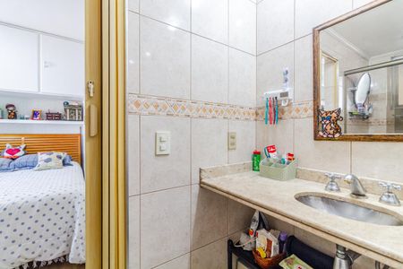 Apartamento à venda com 124m², 3 quartos e 1 vagaBanheiro da Suíte