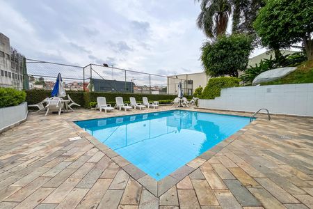 Apartamento à venda com 50m², 2 quartos e 1 vaga Apartamento à venda com 50m², 2 quartos e 1 vagaÁrea comum - Piscina