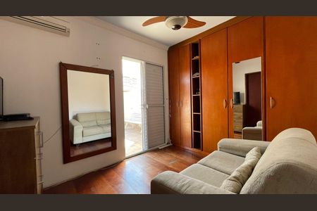 Casa de condomínio à venda com 160m², 4 quartos e 3 vagas Casa de condomínio à venda com 160m², 4 quartos e 3 vagasQuarto 2