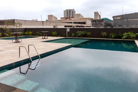 Apartamento à venda com 35m², 2 quartos e sem vagaÁrea comum - Piscina