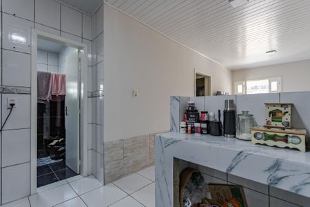 Casa à venda com 99m², 4 quartos e 6 vagas Casa à venda com 99m², 4 quartos e 6 vagasCozinha e Área de Serviço- casa 2