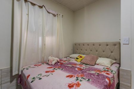 Casa à venda com 99m², 4 quartos e 6 vagas Casa à venda com 99m², 4 quartos e 6 vagasQuarto 1- casa 2