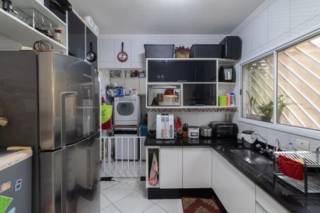 Casa à venda com 102m², 3 quartos e 2 vagasCozinha