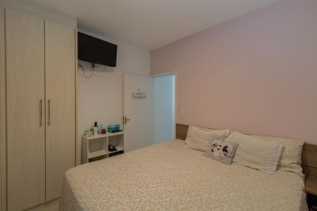 Casa à venda com 102m², 3 quartos e 2 vagasSuíte