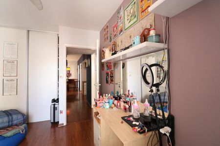 Apartamento à venda com 87m², 2 quartos e 1 vagaQuarto 2