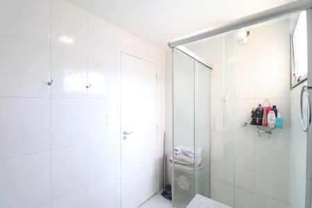 Apartamento à venda com 87m², 2 quartos e 1 vagaBanheiro Social 