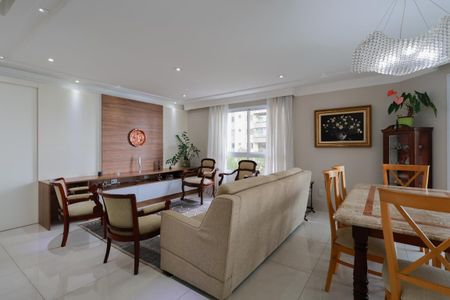 Apartamento à venda com 145m², 3 quartos e 3 vagas Apartamento à venda com 145m², 3 quartos e 3 vagasSala