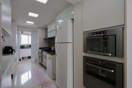 Apartamento à venda com 145m², 3 quartos e 3 vagas Apartamento à venda com 145m², 3 quartos e 3 vagasCozinha